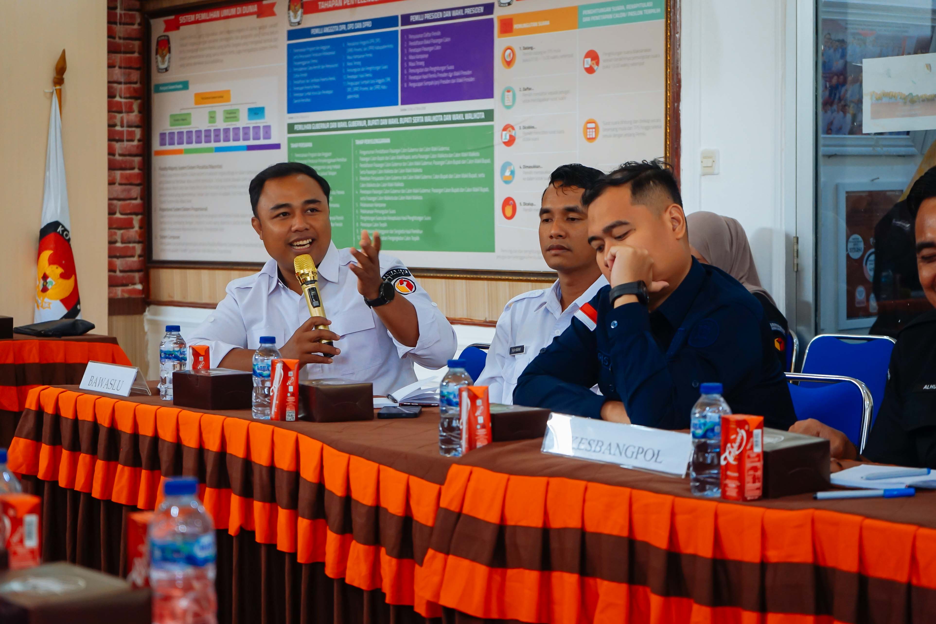 BAWASLU OKI KPU PERKUAT VALIDASI DATA TMS