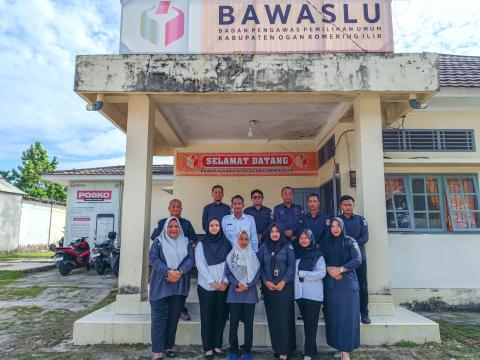FOTBER APEL SENIN PAGI BAWASLU OKI