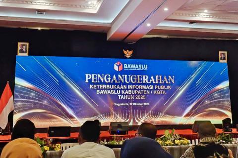 ANUGERAH PPID 2025