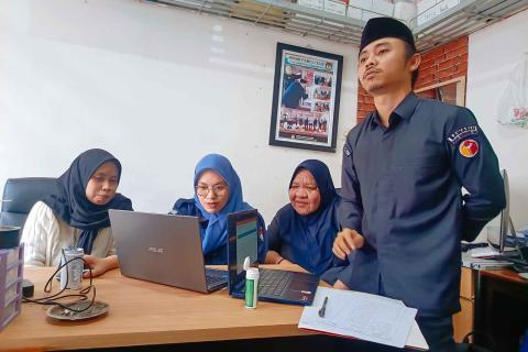 zam sipol