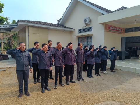 Apel 12 Okt 3