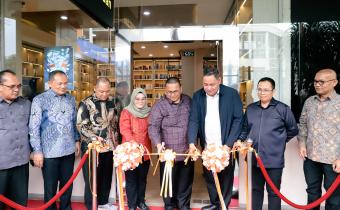 PERESMIAN PERPUSTAKAAN